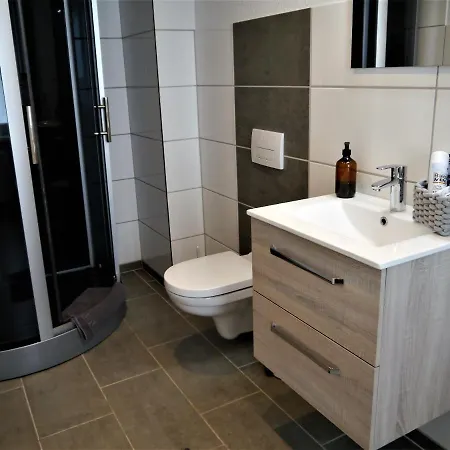 Harzer-perle Mit Dampfdusche #innenstadtnaehe#netflix Von Harztraveler